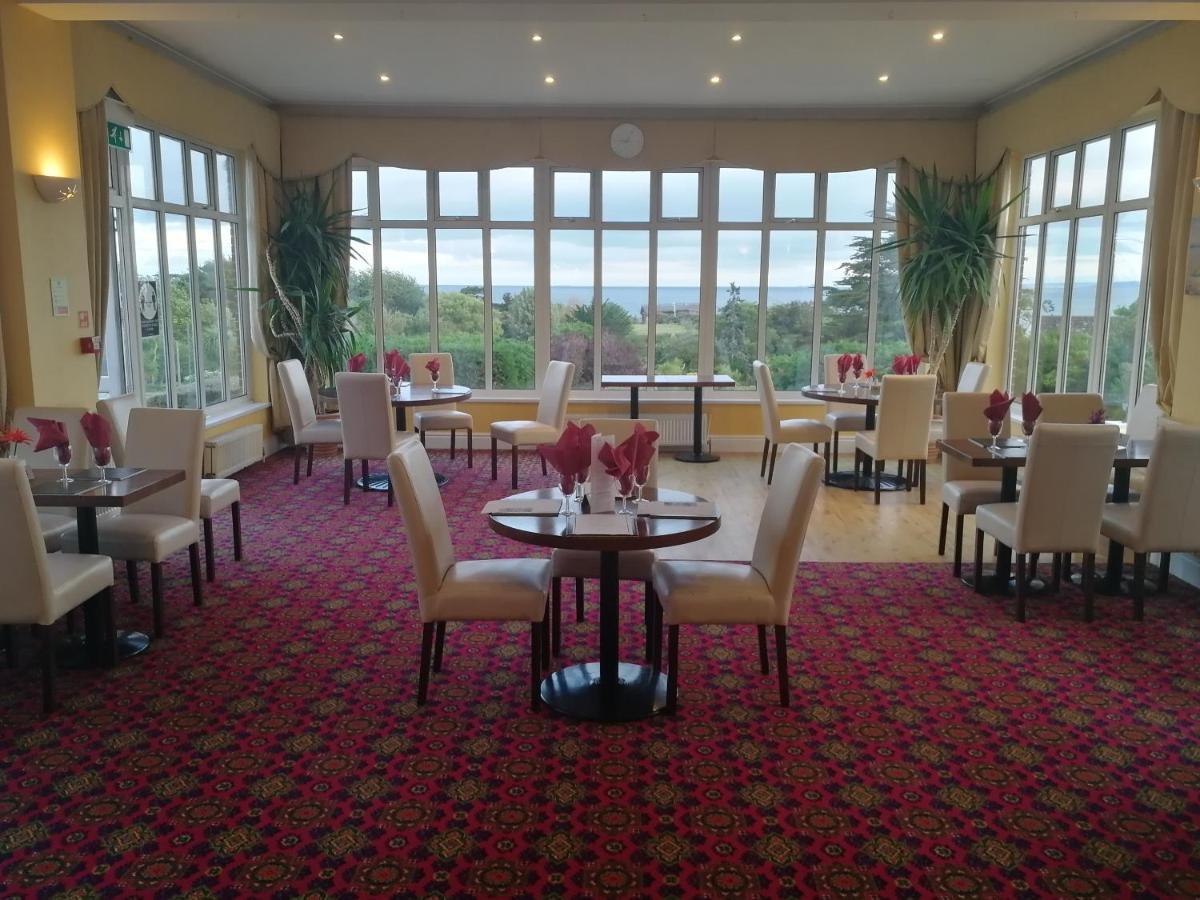 The Devoncourt Resort Exmouth Bagian luar foto