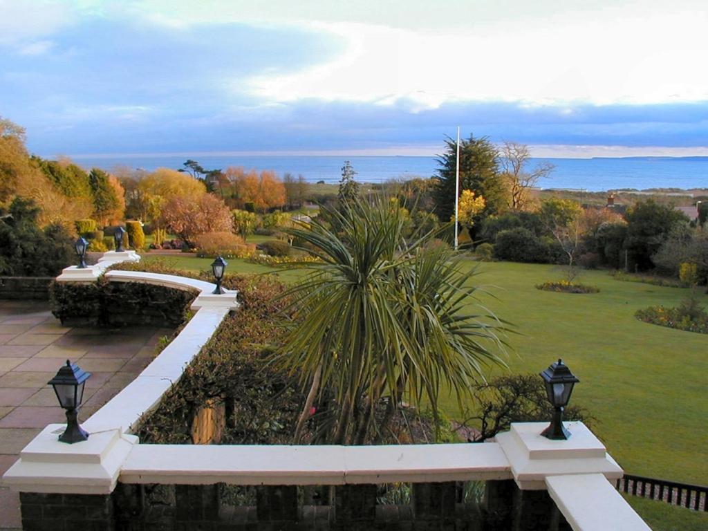 The Devoncourt Resort Exmouth Bagian luar foto