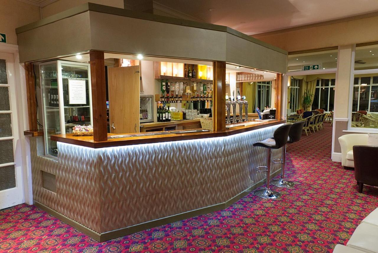 The Devoncourt Resort Exmouth Bagian luar foto